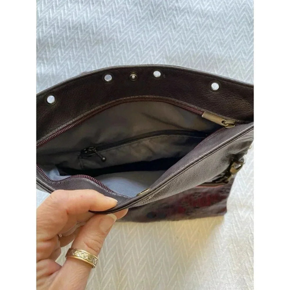 Made In Canada Leather  Flower Daisy Embossed Purse Burgundy Brown Boho Hippie - Picture 7 of 16